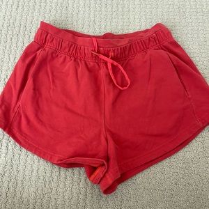 Red Inner glow high-rise short 3”